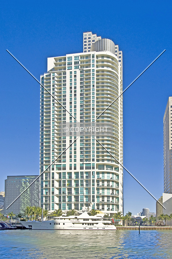 Met 1, Miami, Florida, U.S.A.