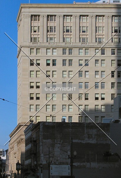 Photo 705-566-390