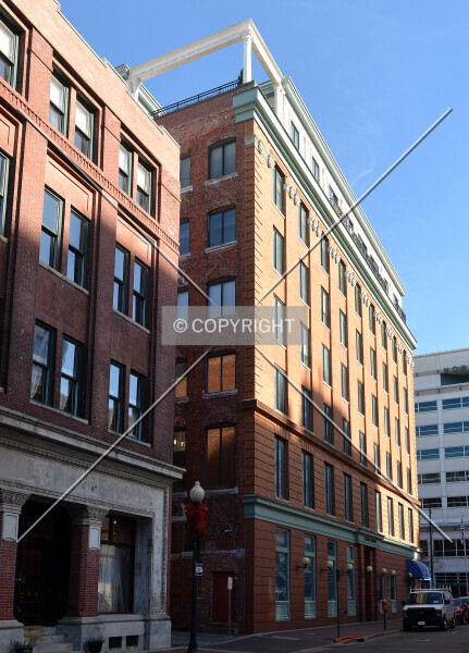 Photo 706-235-887