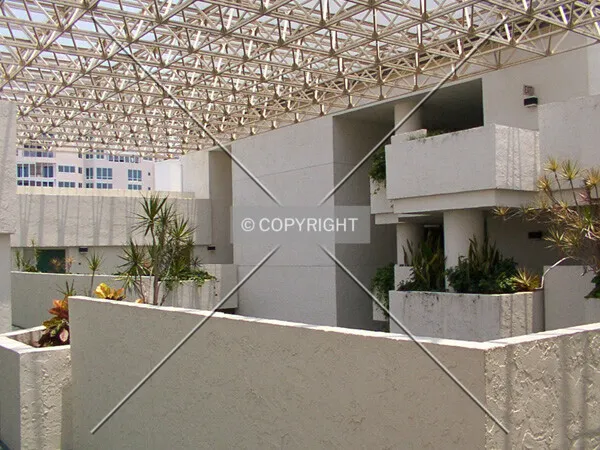 Photo 706-662-656