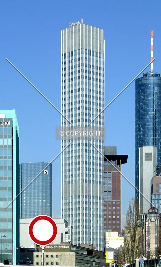 Profile from the south along Schweizer Straße