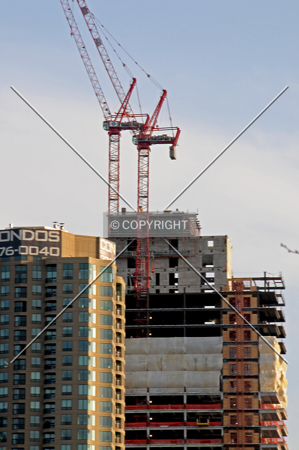 Upper floors of the structure viewed from the 700 block of North Wells Street