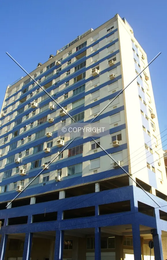 Looking up from across Avaí Street