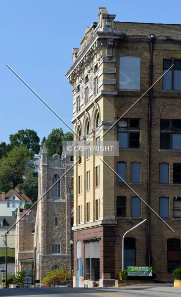 Photo 709-712-716