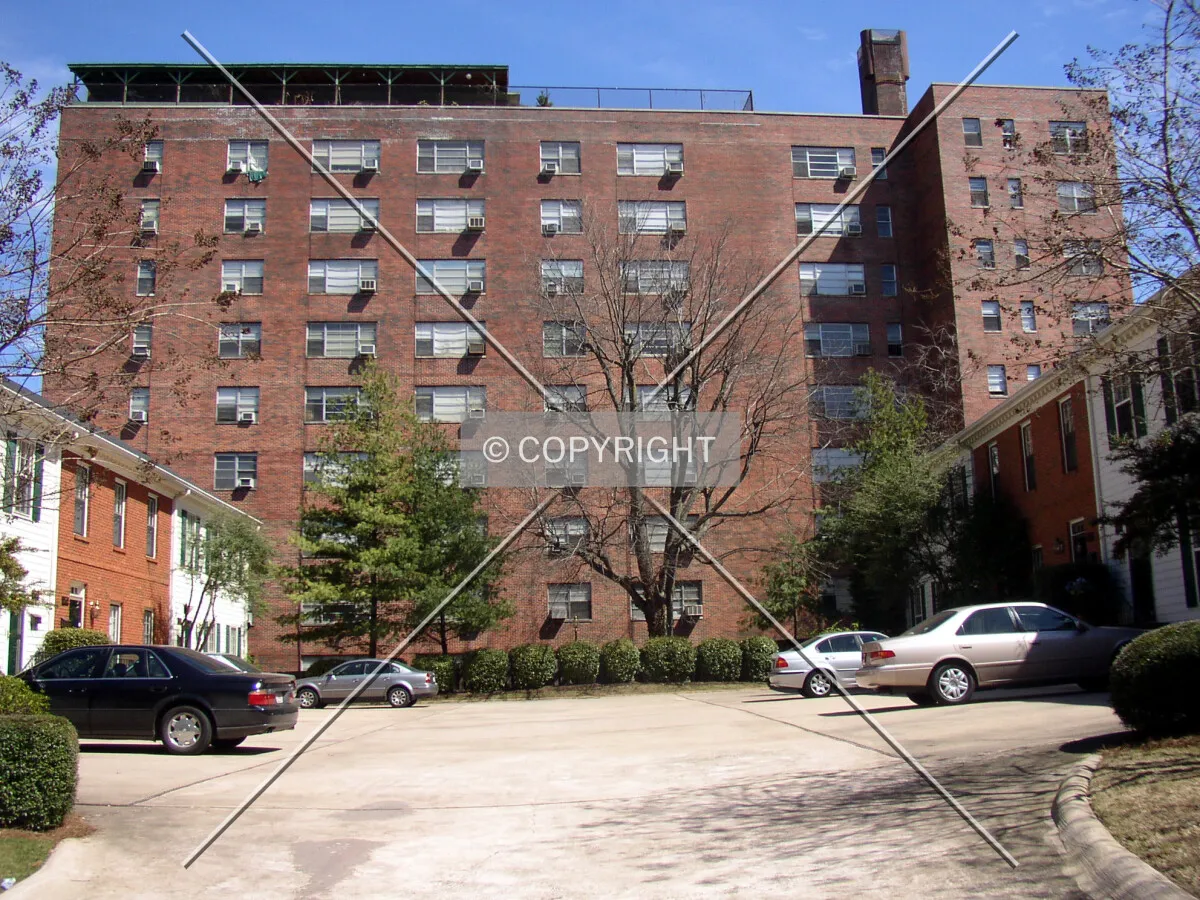 Looking east from just off Highland Avenue