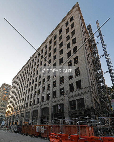 Photo 711-186-612
