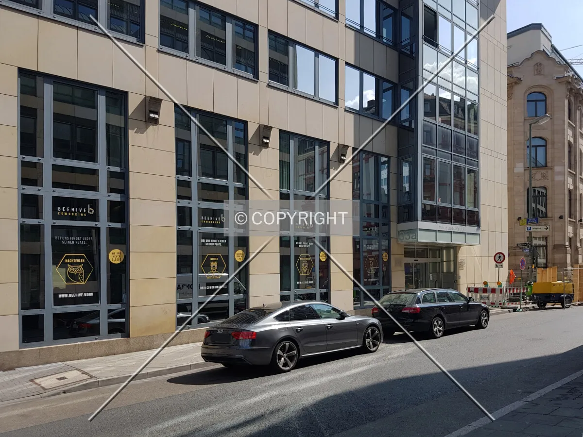 Photo 711-946-117