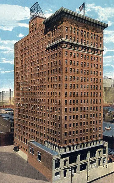 Burnham Park Plaza
