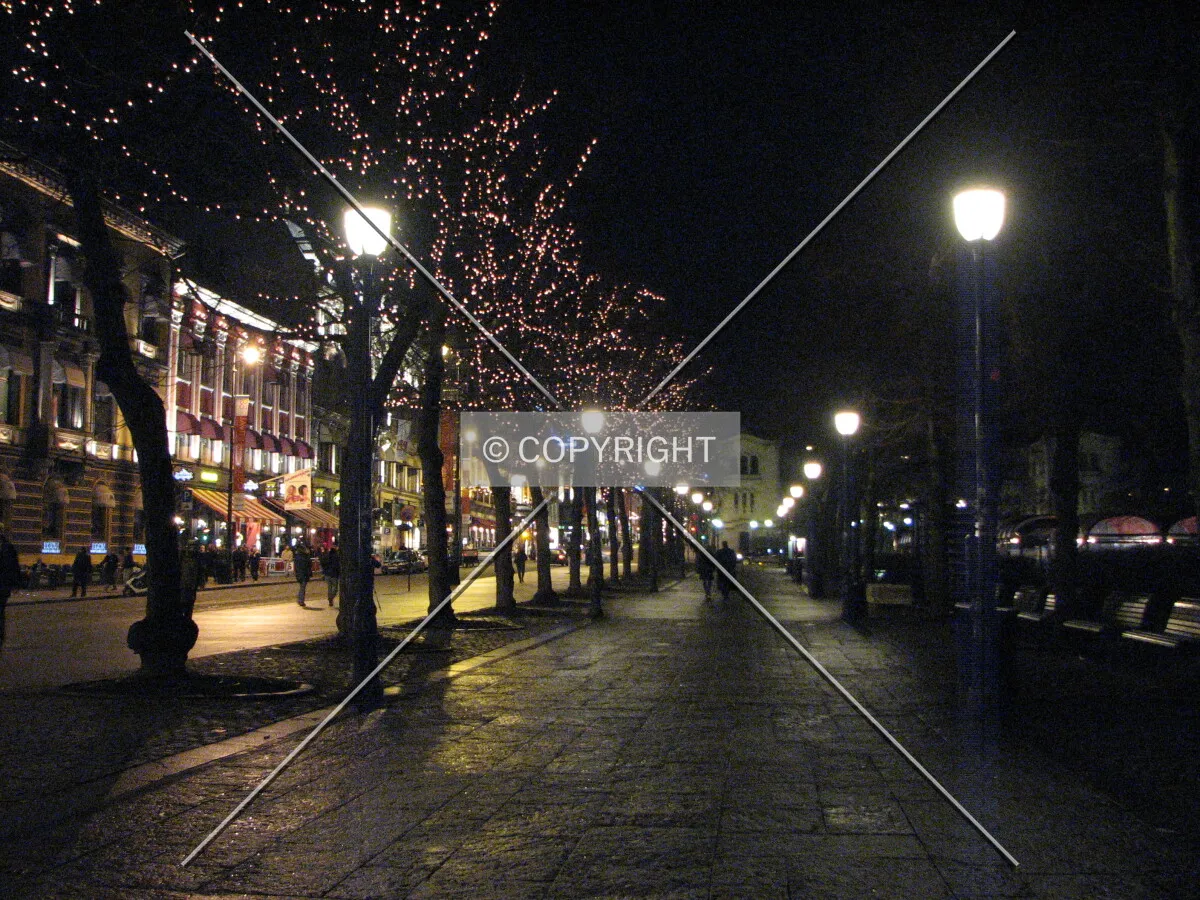 View down Oslo's main street