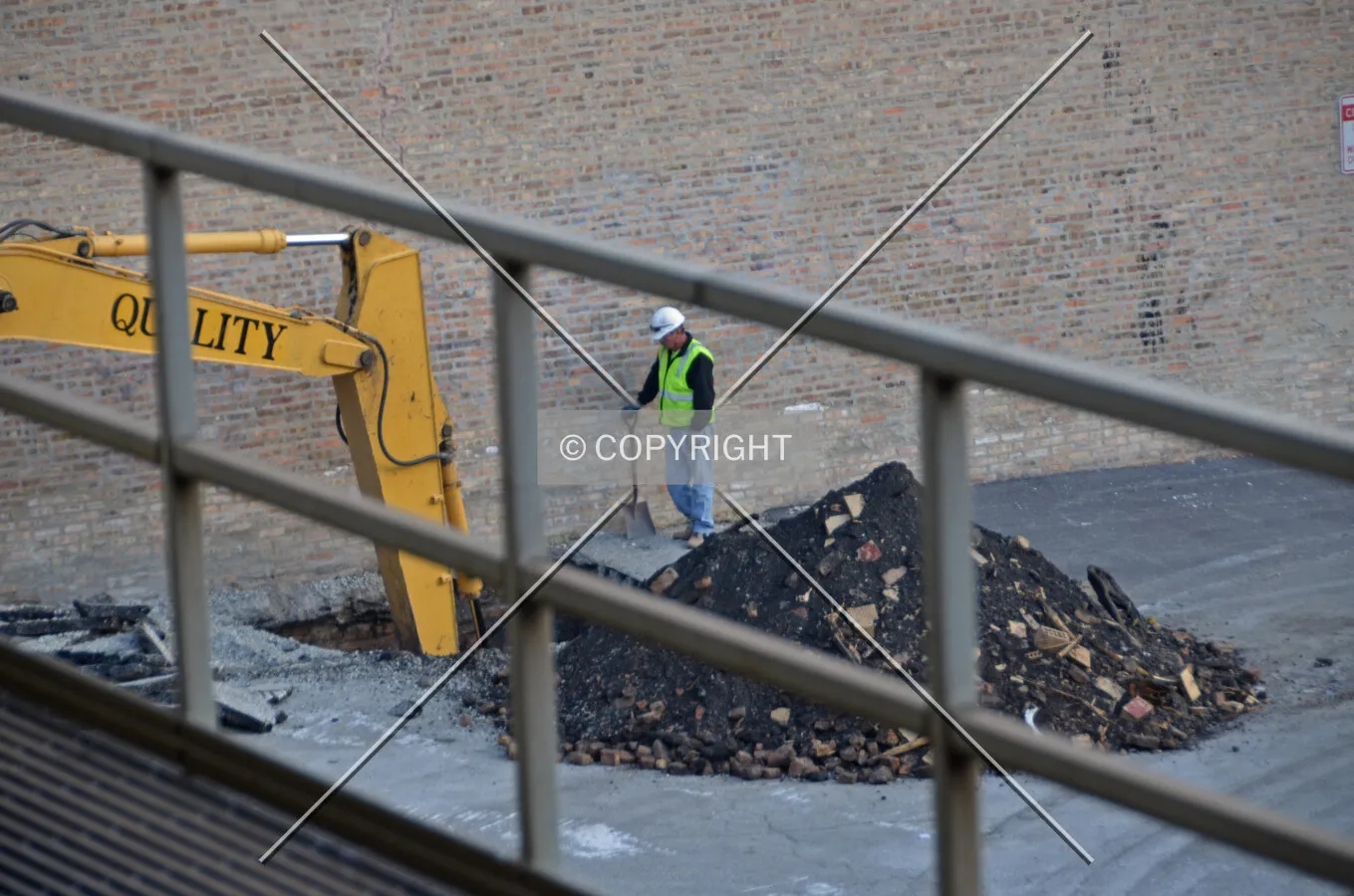 Potholing the site, viewed from the elevated platform of the CTA Roosevelt Station, October 20, 2015.