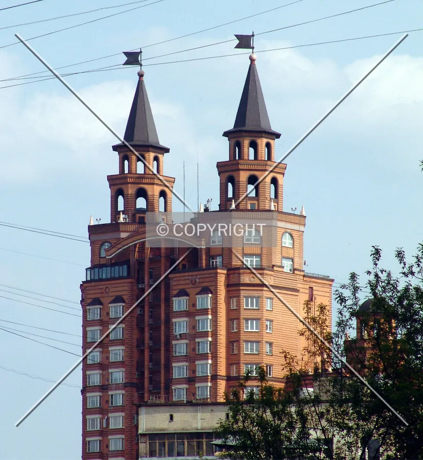 The upper floors as seen from the northwest
