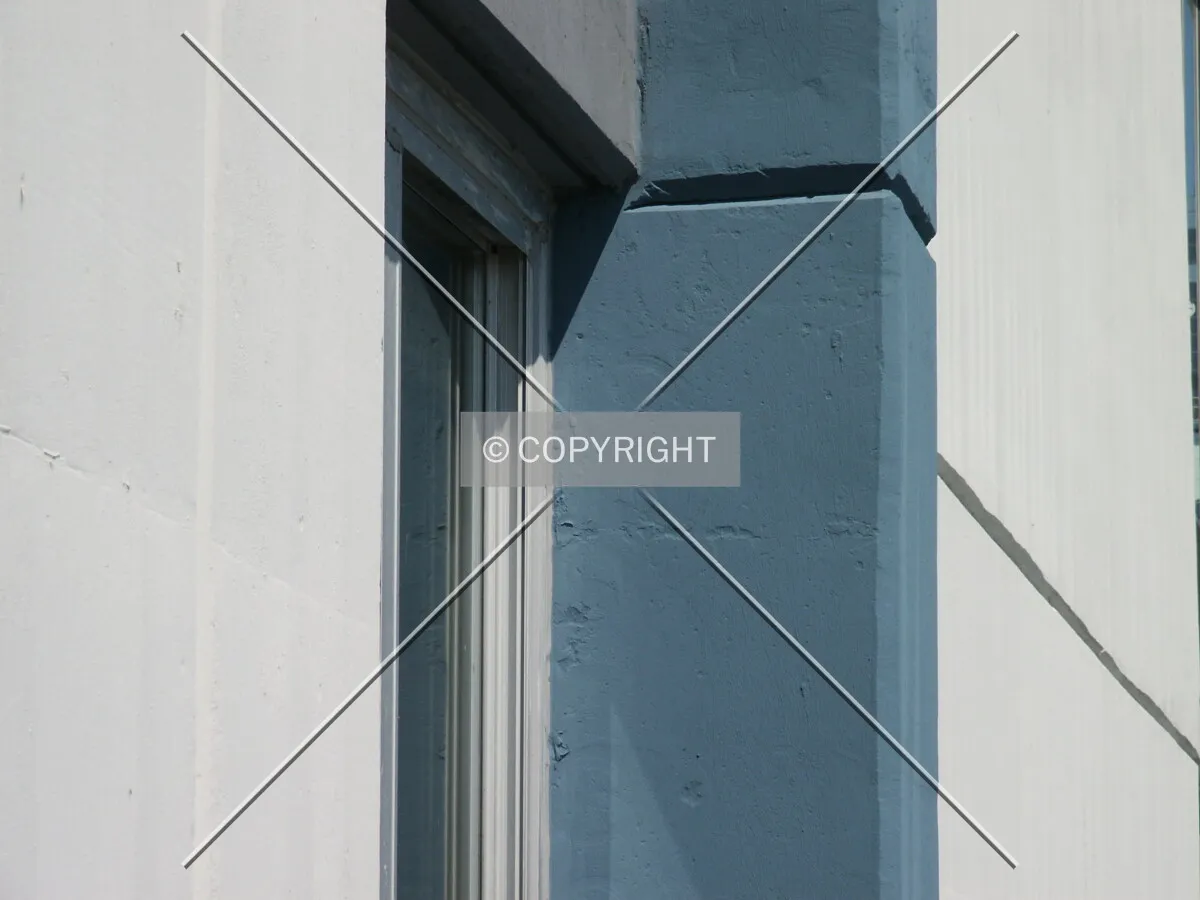 Facade detail on the south side