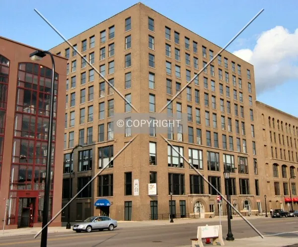 View across Washington Avenue/9th Avenue North