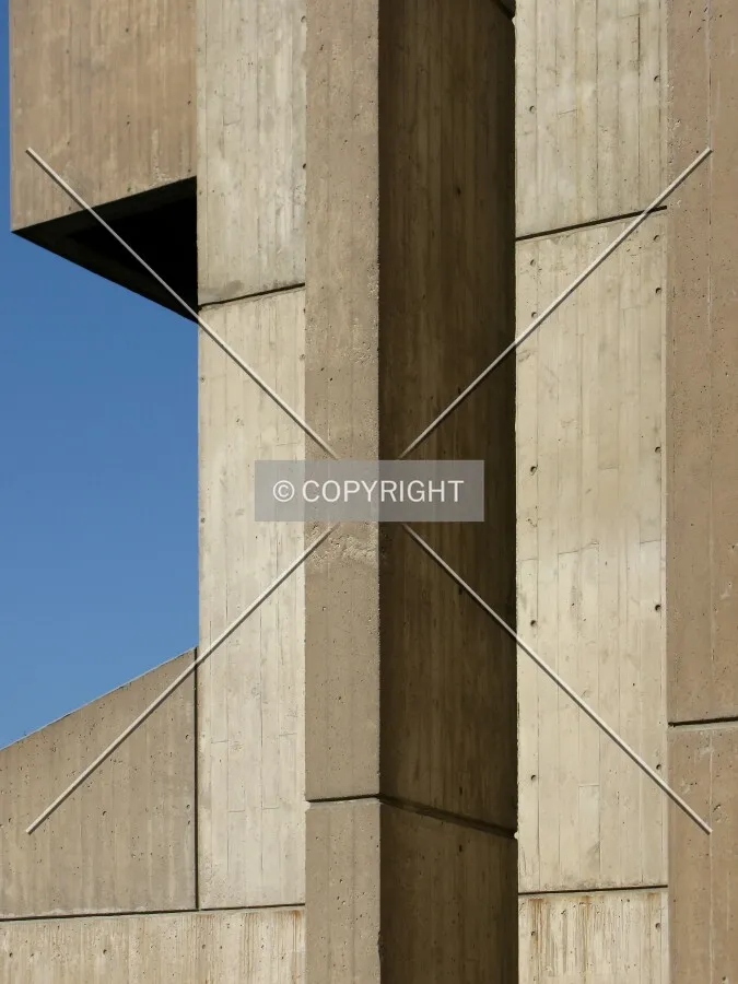 Concrete facade and exterior columns