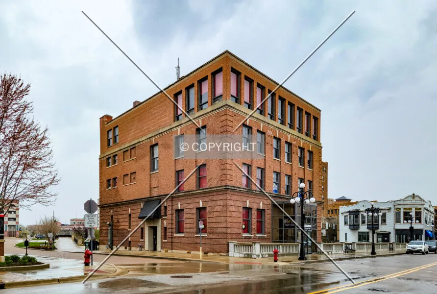 31 West Downer Place