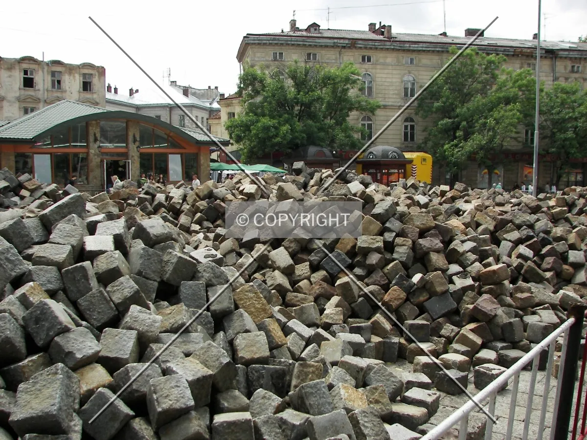 Soborna Square under reconstruction