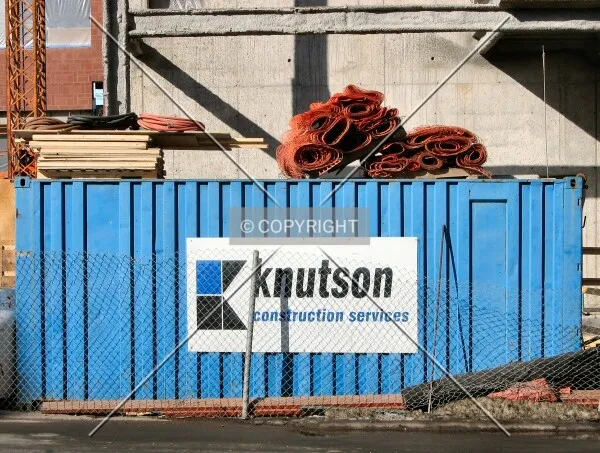 Construction container