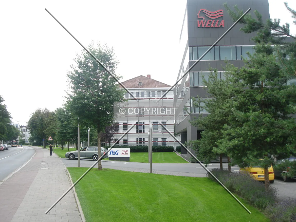 At Berliner Allee
