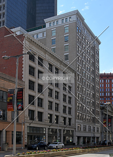 Photo 717-995-641