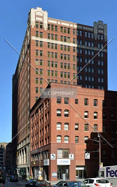 Photo 718-028-579