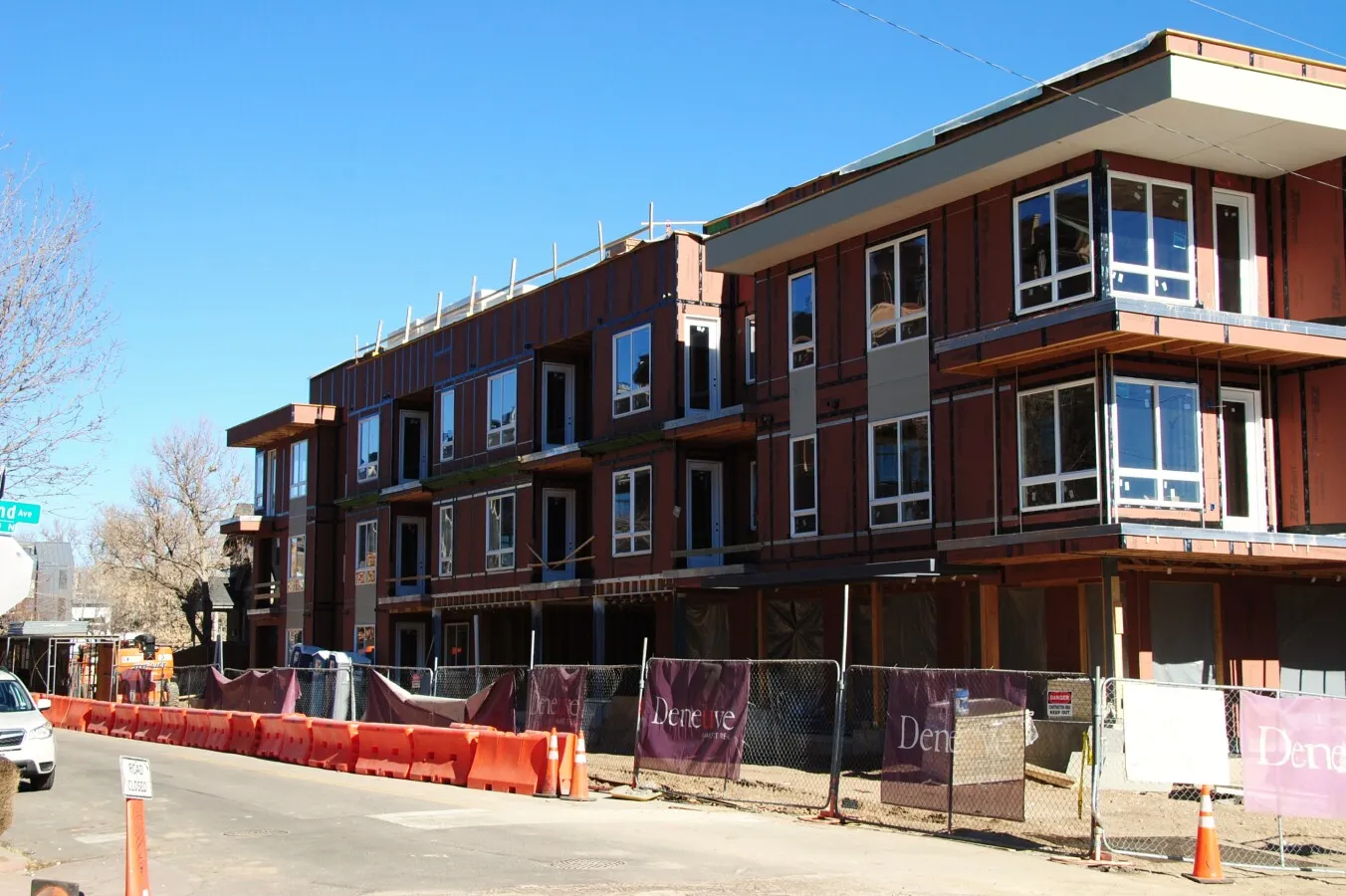 Photo 718-176-075