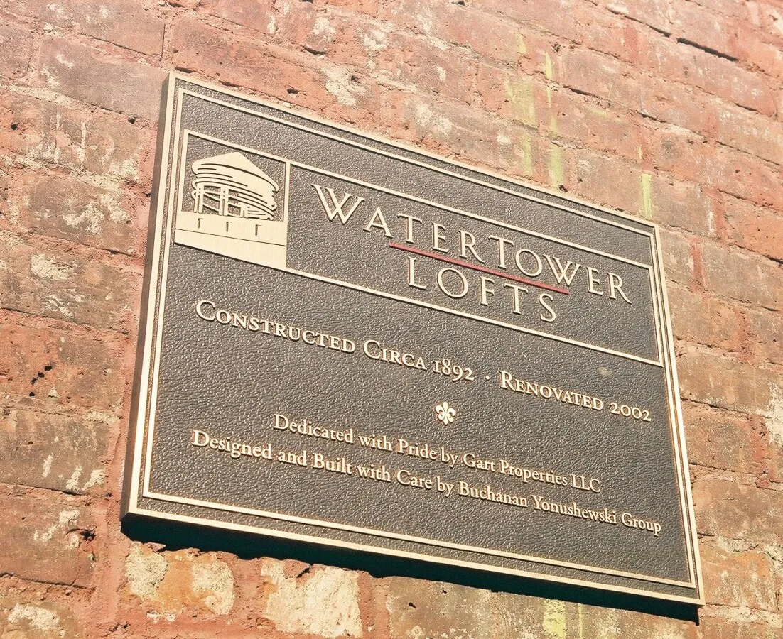 Plaque