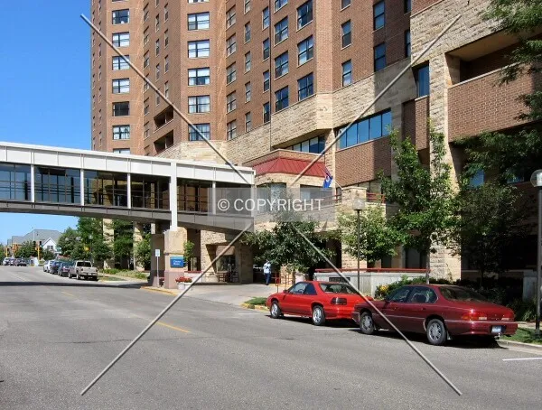 Entrance along 2nd Street NW