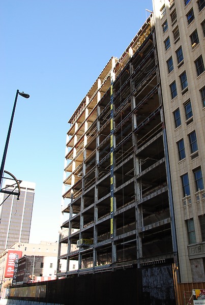 Photo 720-205-695
