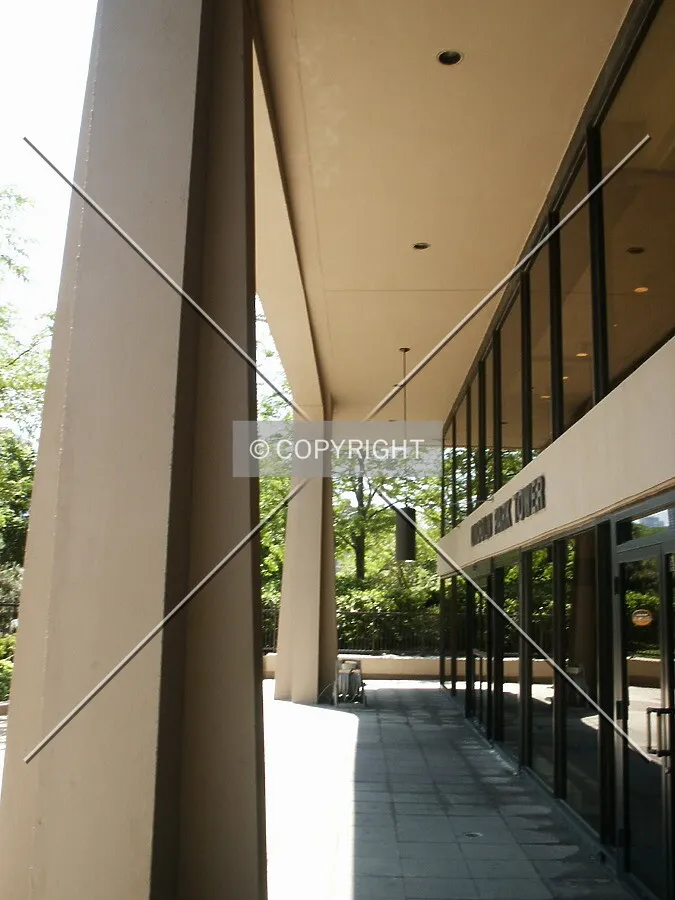 Entrance and support columns