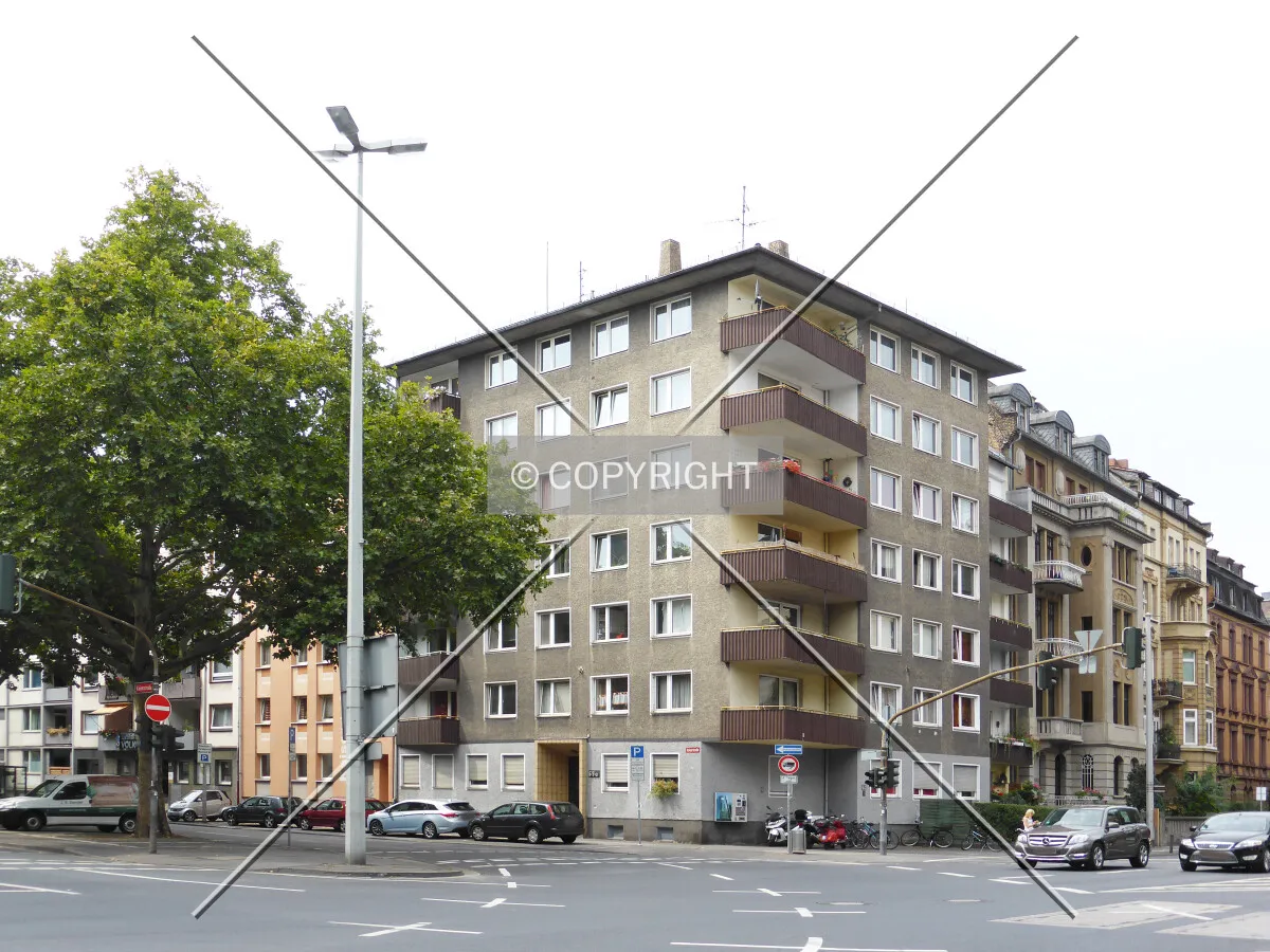 Photo 072-127-658