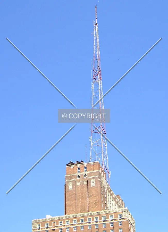 Detail of the antenna atop the tower