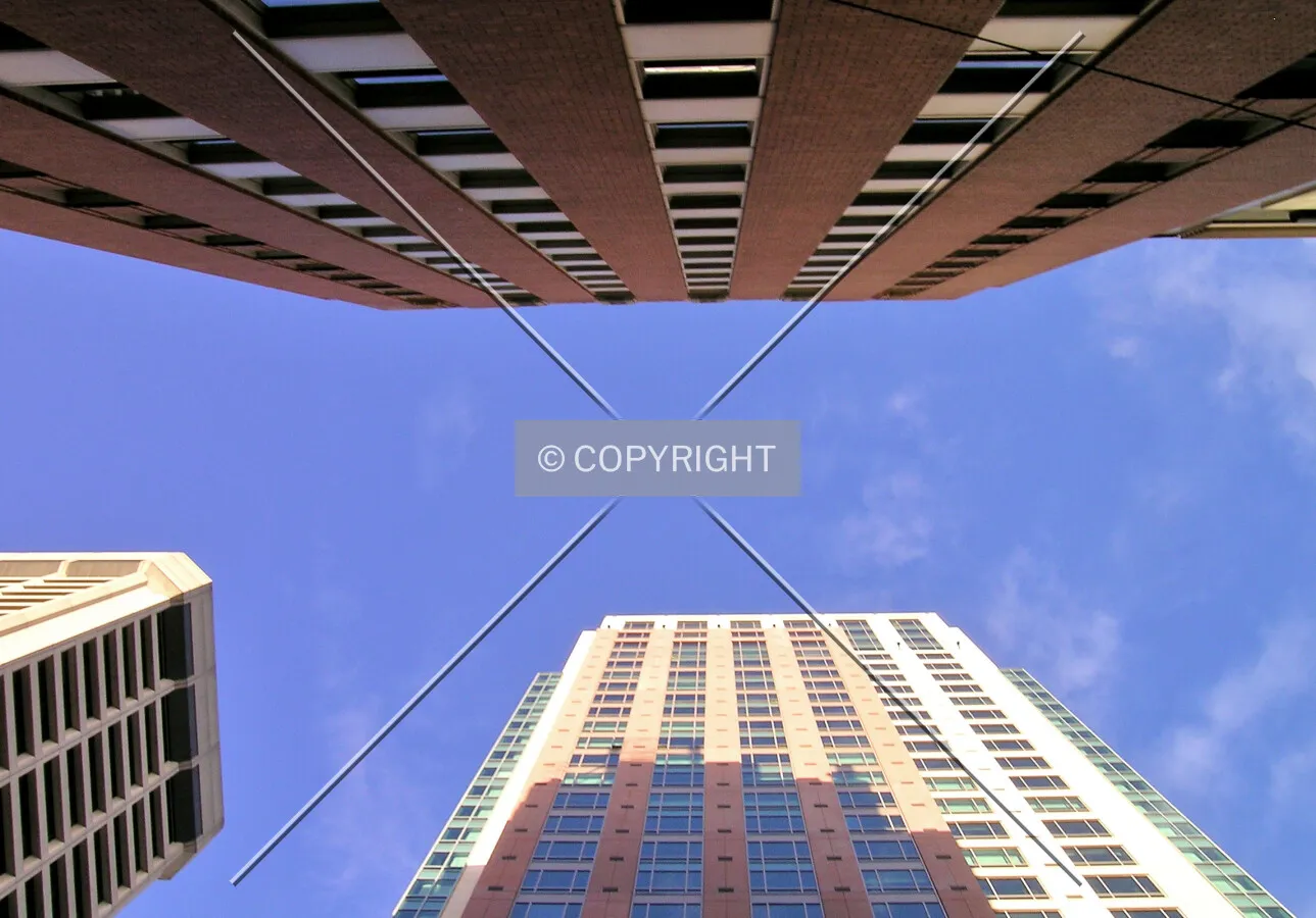 Looking up between 4th and 5th Avenue