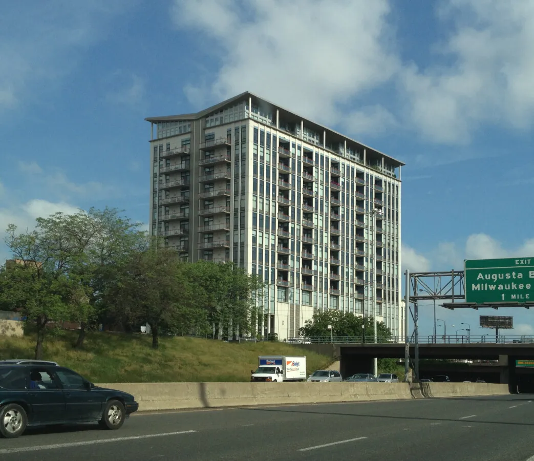 Photo 072-451-564