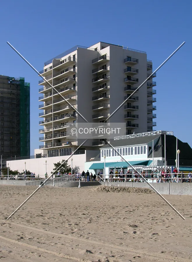From the beach to the northeast