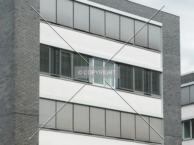Photo 725-160-345