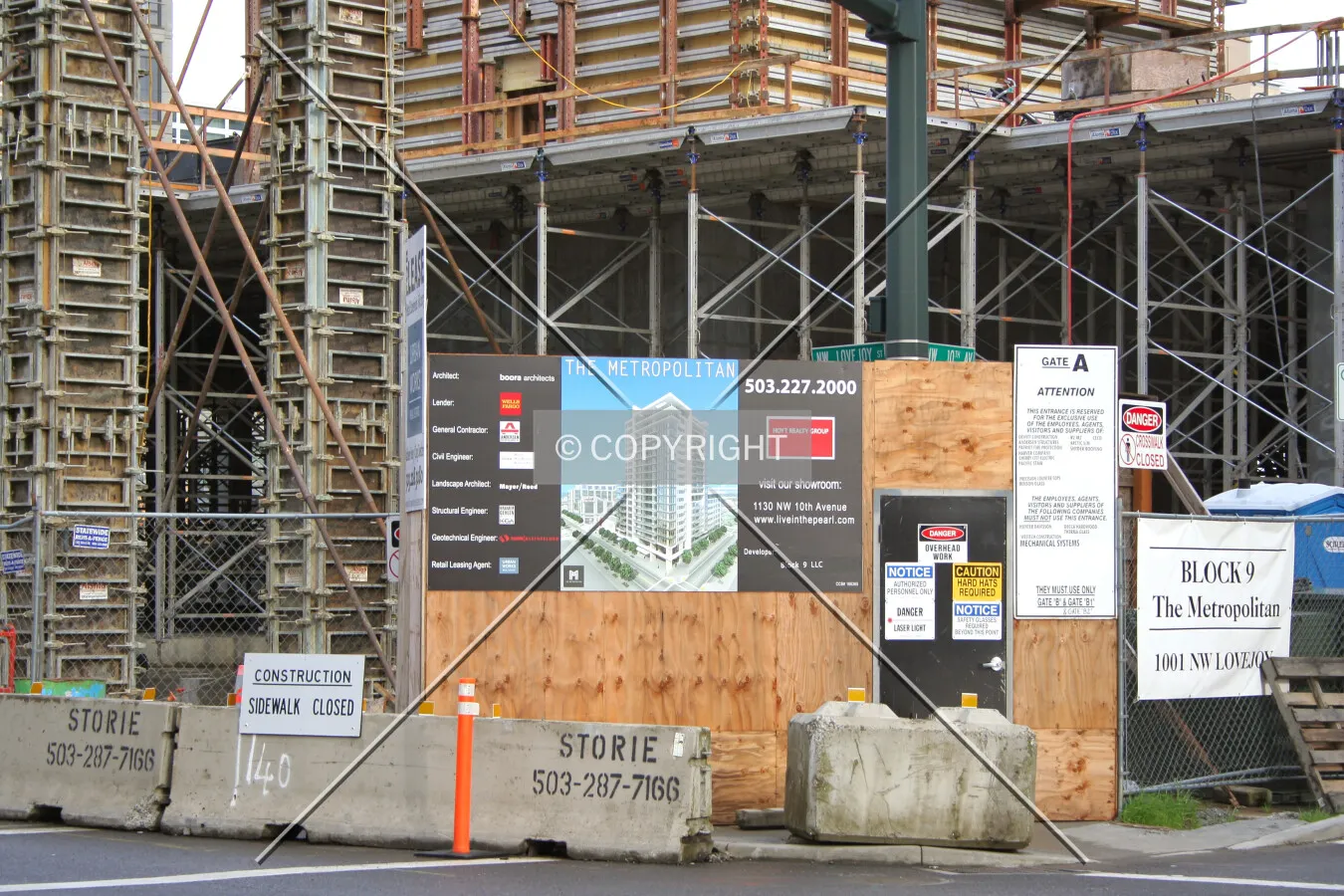 Building rendering sign