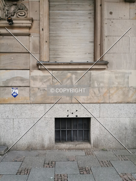 Photo 725-741-928