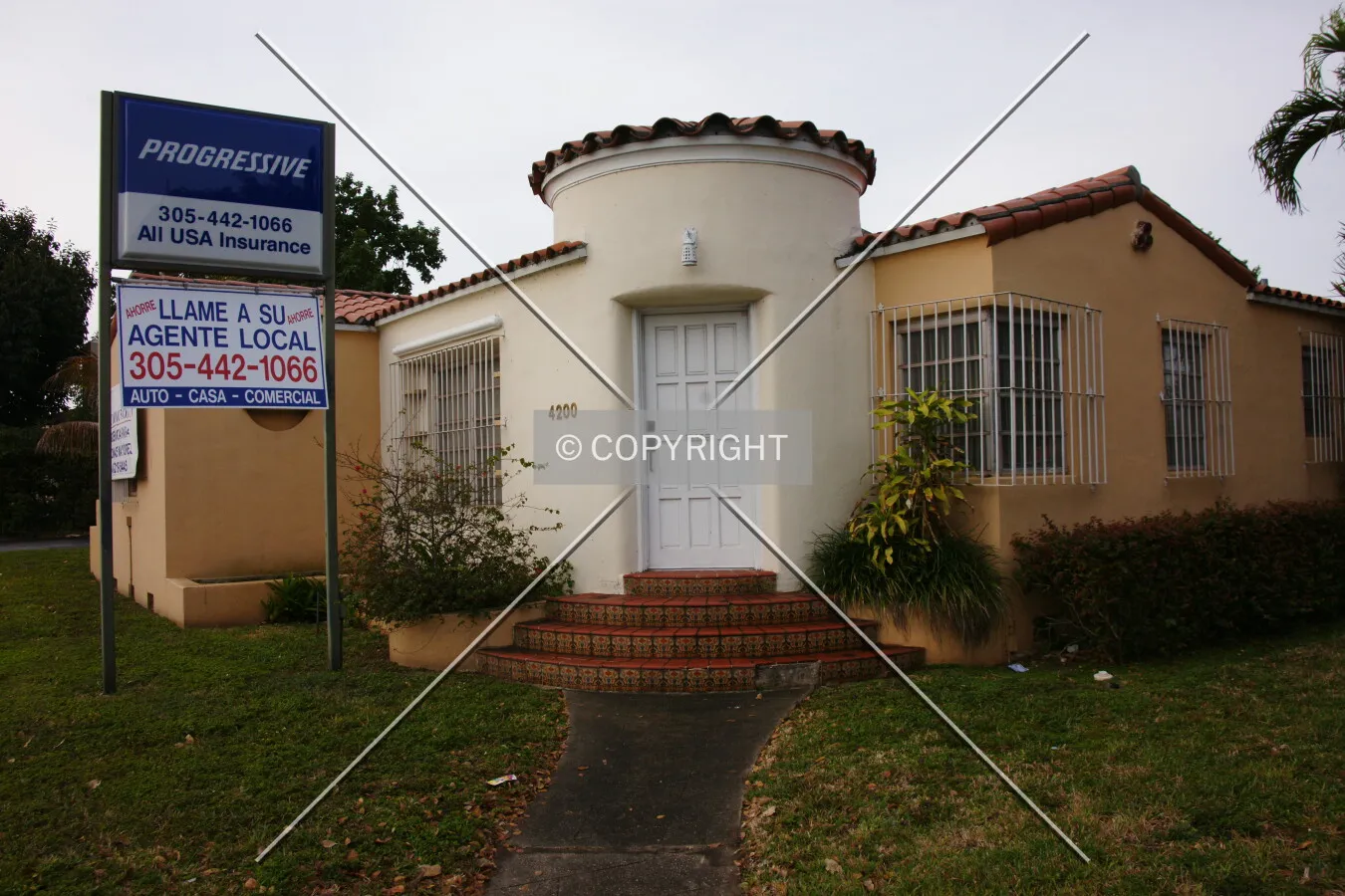 Photo 726-730-926