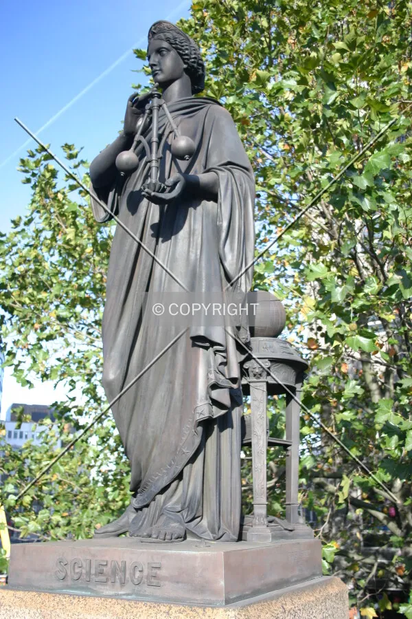 A bronze statue on Holborn Viaduct