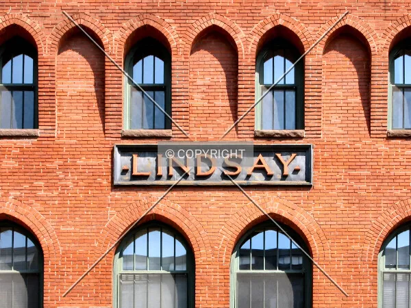 Lindsay Brothers sign reminds passersby of the original owners