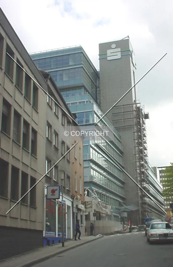 Side view (from direction Limbecker Platz)