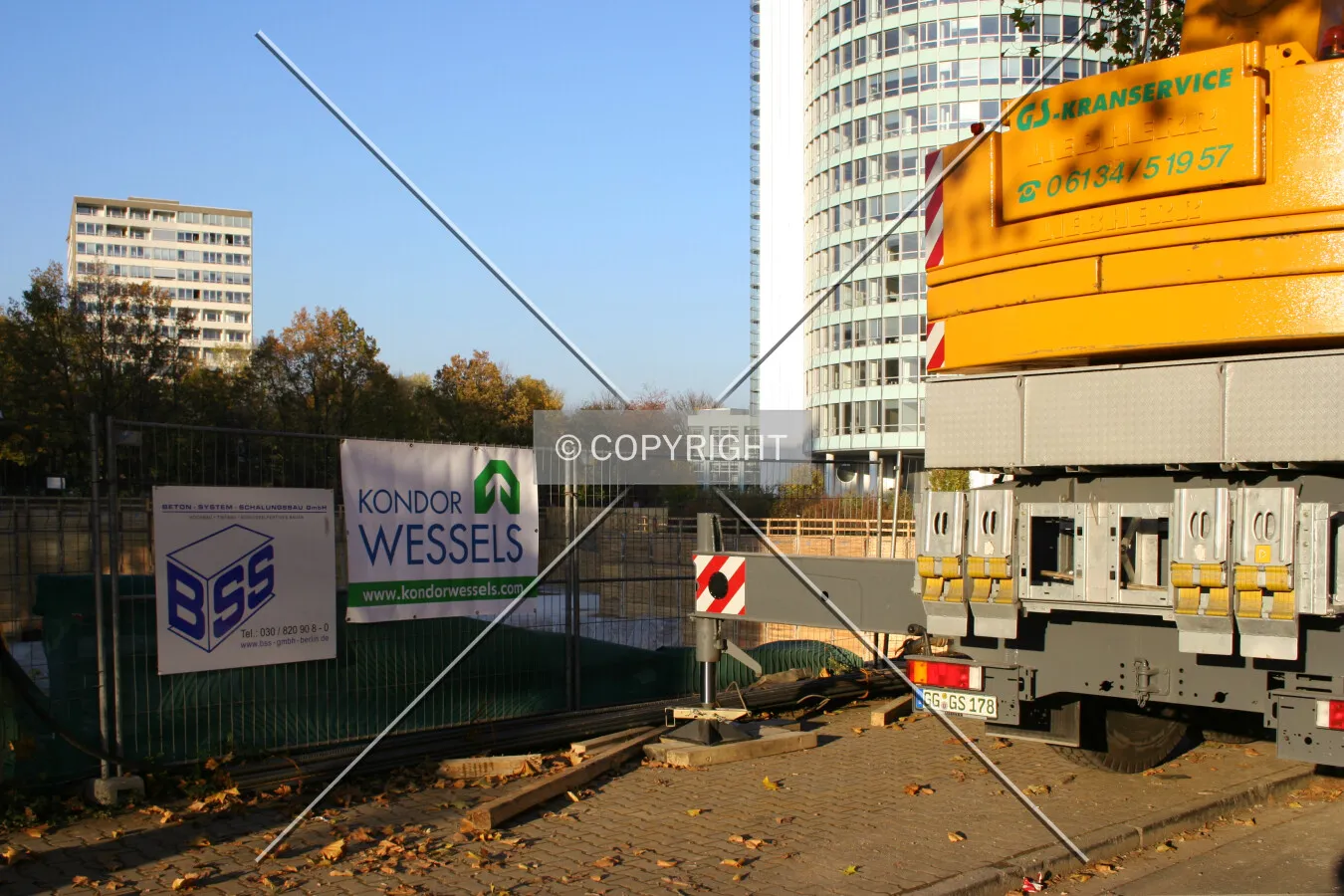Fence on Mergenthalerallee