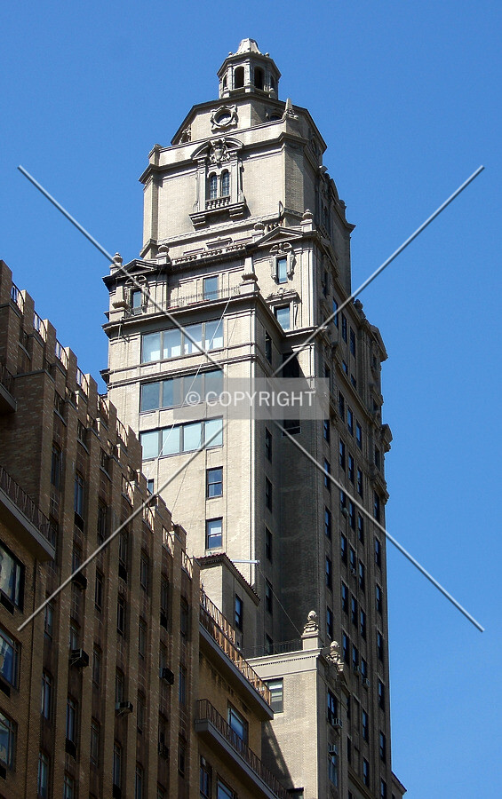 View from the east along 72nd Street