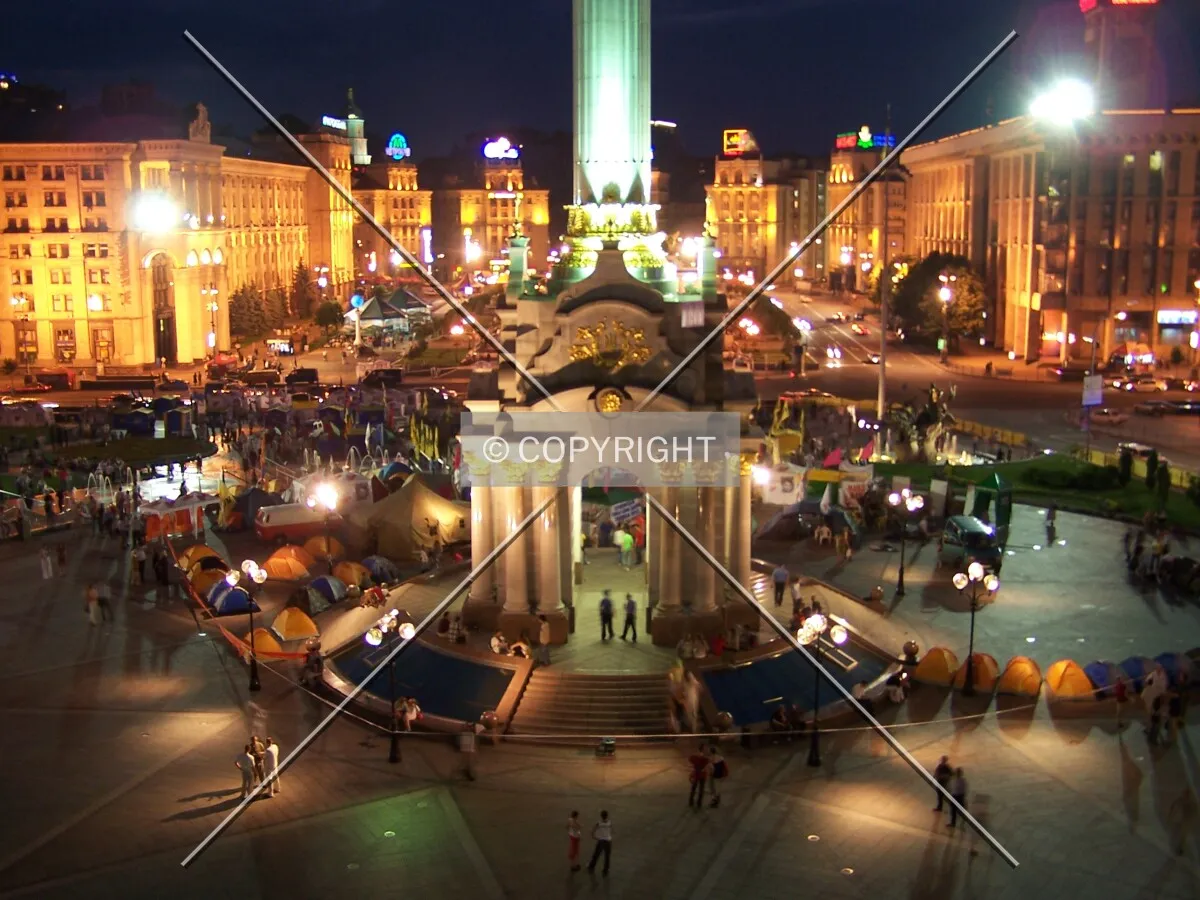 The Independence Square at night
