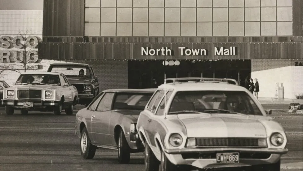 Vintage view; July 1985