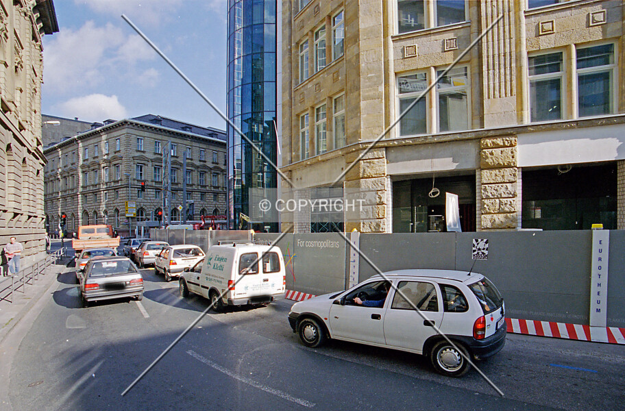 733-304-373