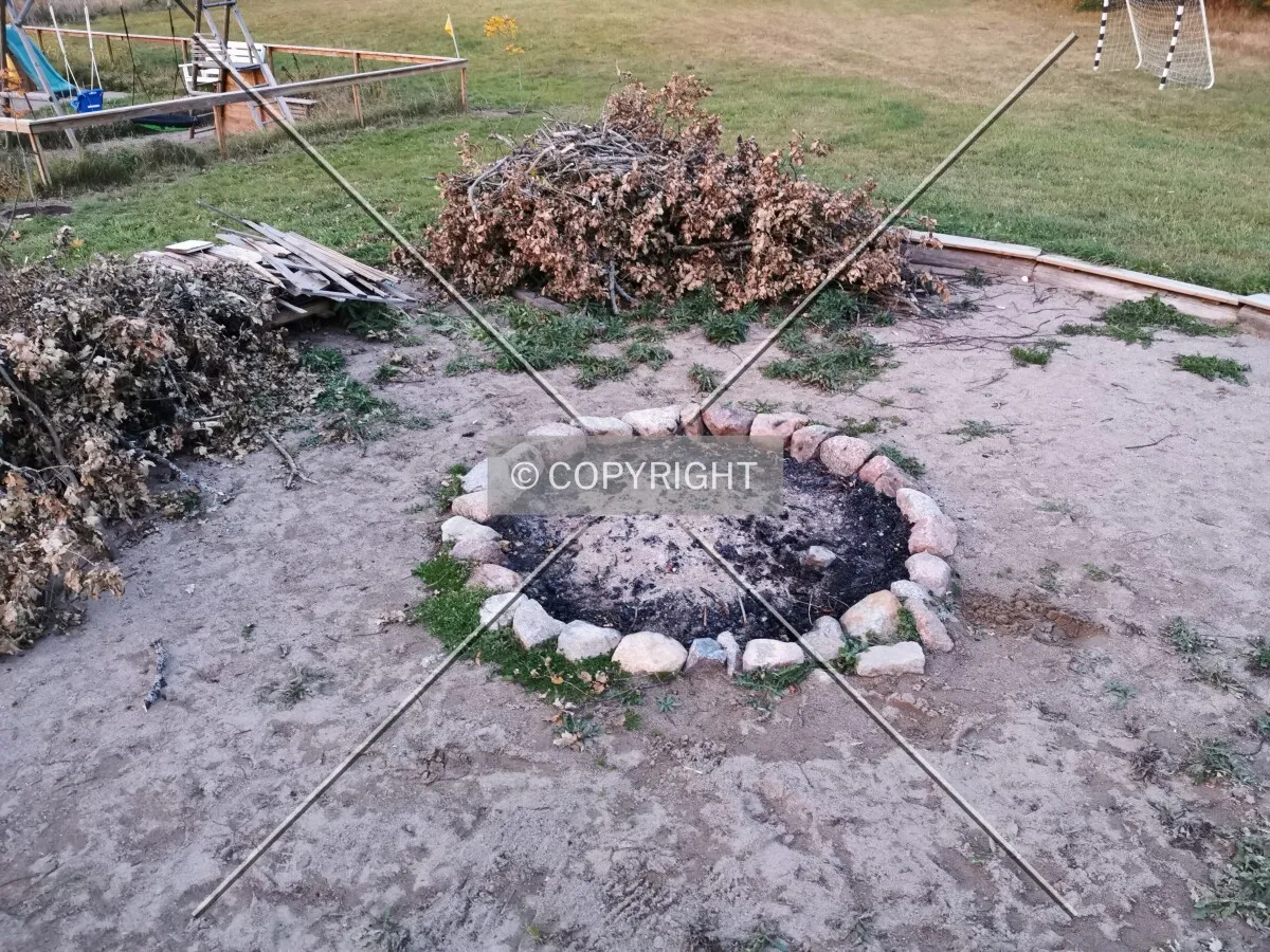 A fireplace having no fire