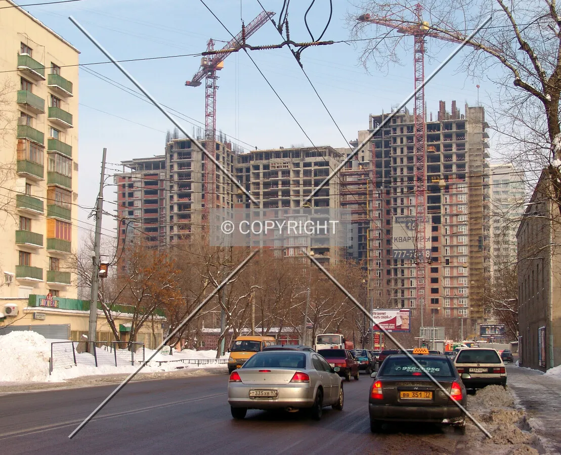 View along Shmitovsky Drive