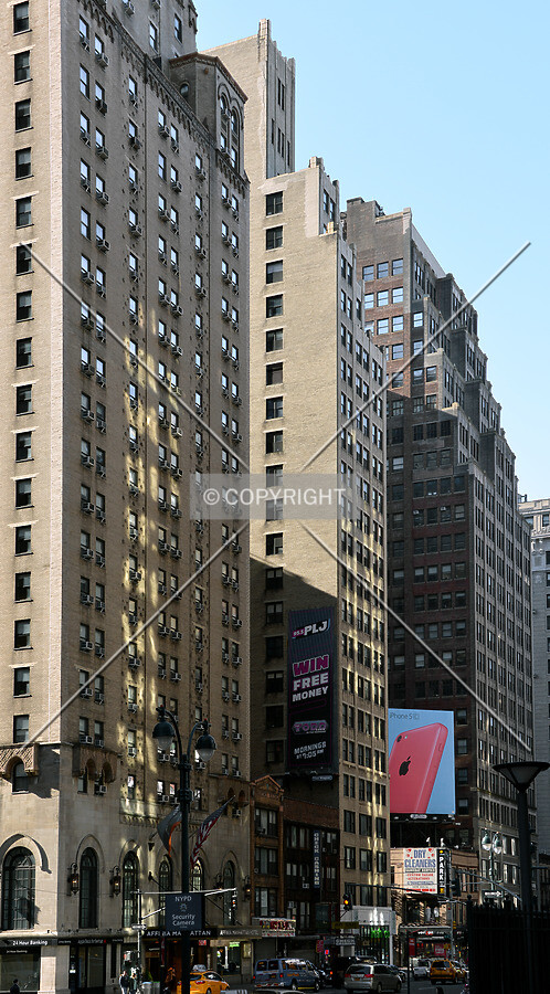 View from the north along 7th Avenue