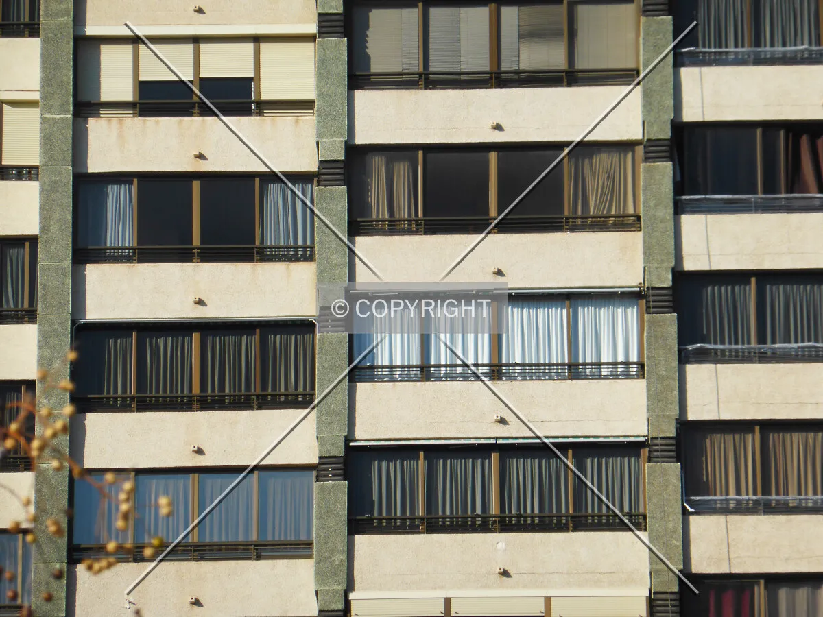 Photo 734-954-000